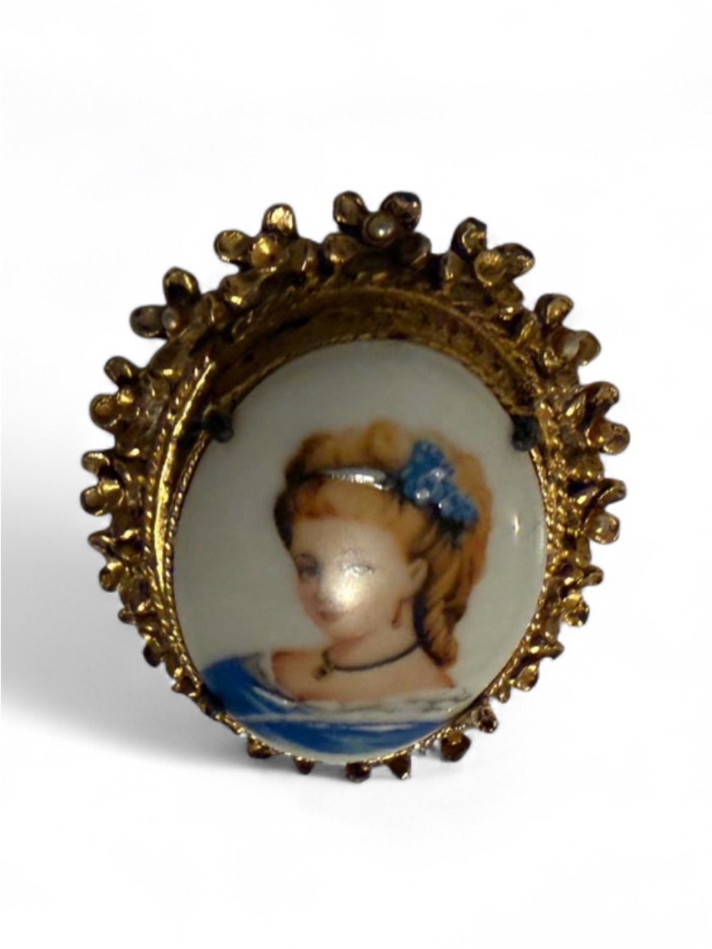 Vintage Limoges France Porcelain Portrait Brooch Victorian Lady Gold Tone Pin - Picture 3 of 7
